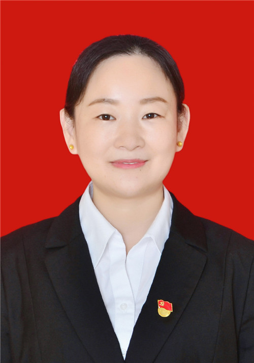 党员 李春苗